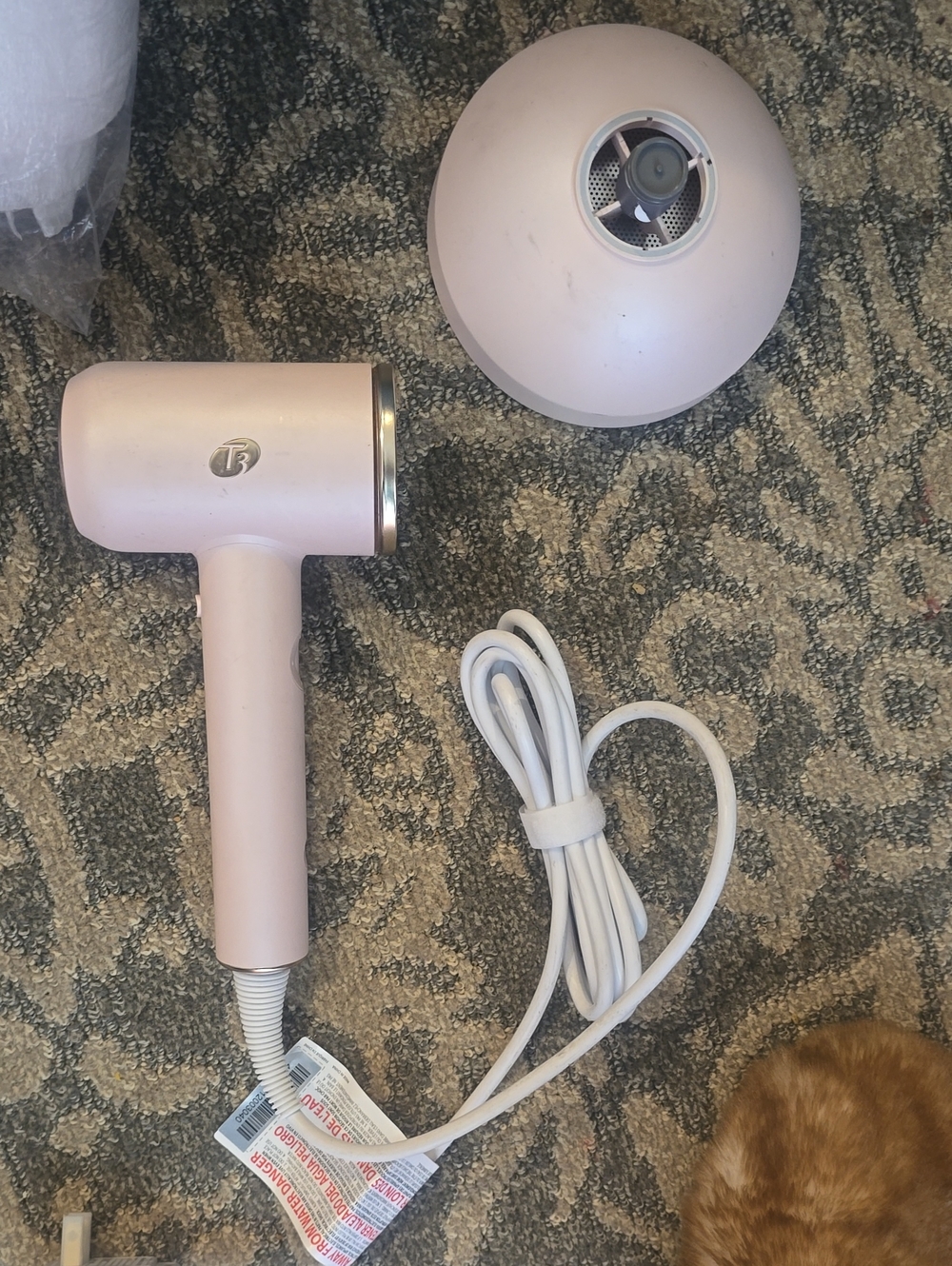 T3 Aire IQ Intelligent Hair Dryer in the Satin Blush pink